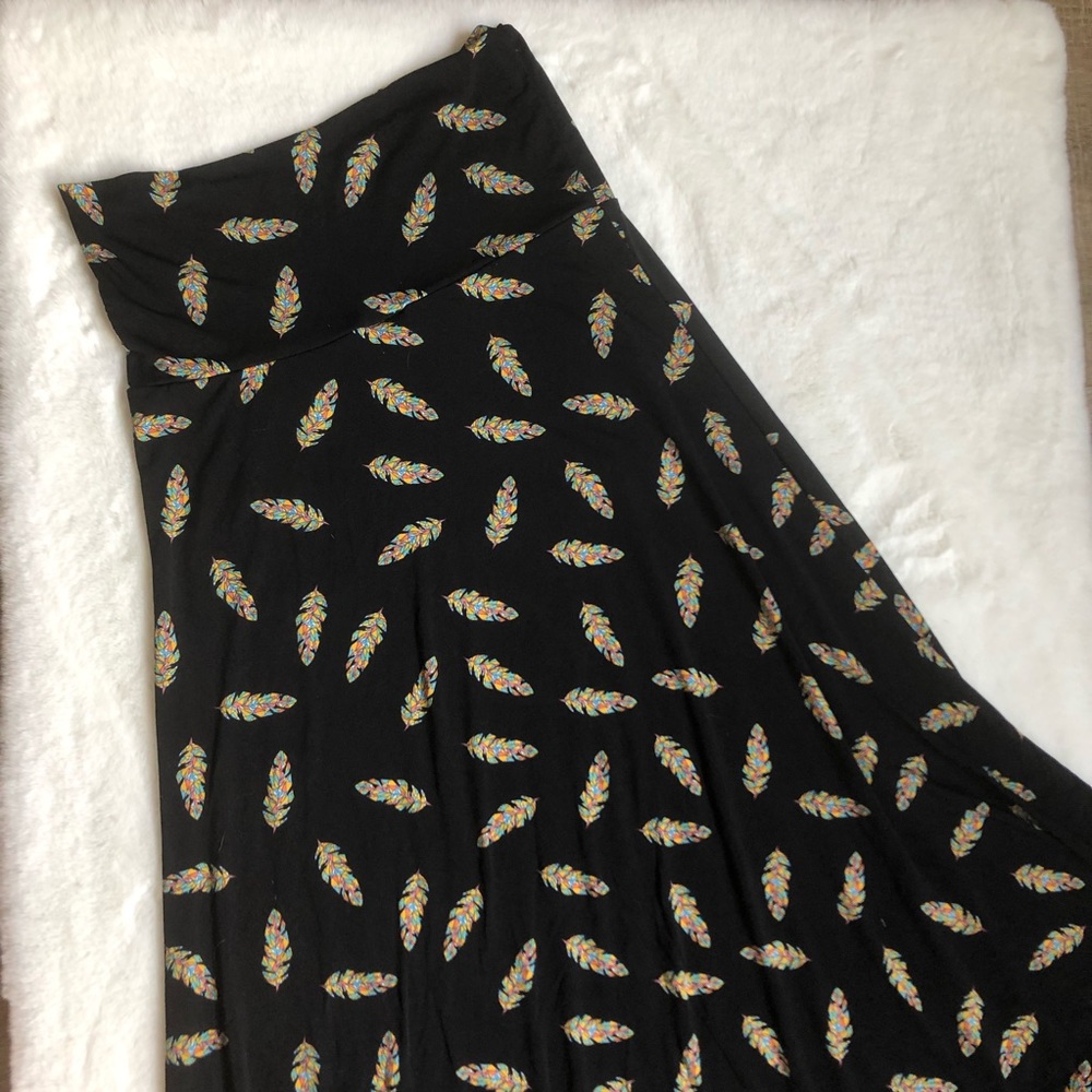 Mosaic feather maxi skirt